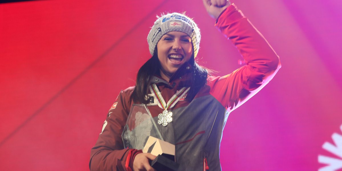 ALPINE SKIING – FIS Ski WC St. Moritz SANKT MORITZ,SWITZERLAND,12.FEB.17 - ALPINE SKIING - FIS Alpine World Ski Championships, downhill, ladies, award ceremony. Image shows the rejoicing of Stephanie Venier (AUT). Photo: GEPA pictures/ Mario Kneisl