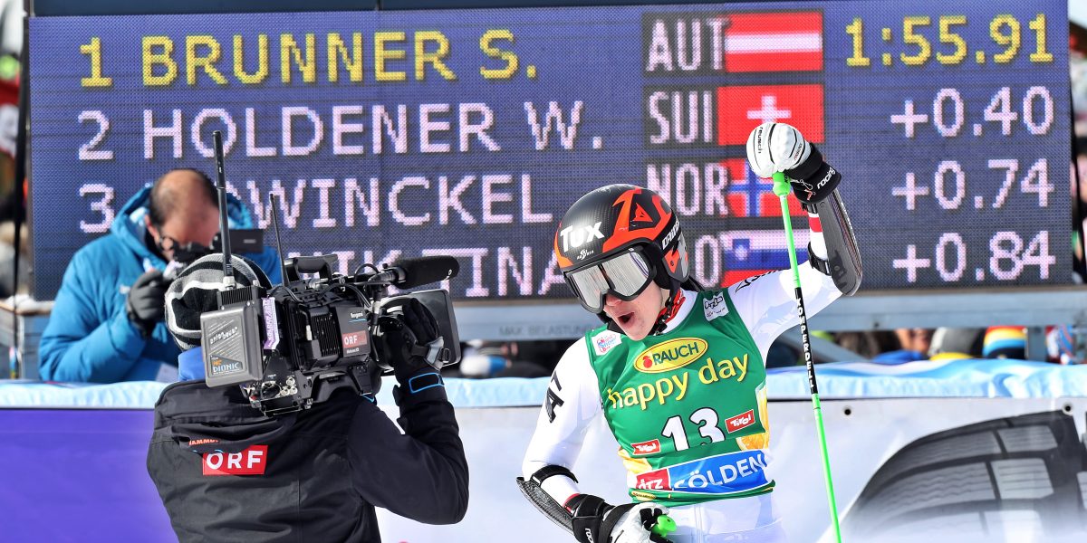 ALPINE SKIING – FIS WC Soelden SOELDEN,AUSTRIA,28.OCT.17 - ALPINE SKIING - ALPINE SKIING - FIS World Cup season opening, Rettenbachferner, giant slalom, ladies. Image shows Stephanie Brunner (AUT). Photo: GEPA pictures/ Markus Oberlaender