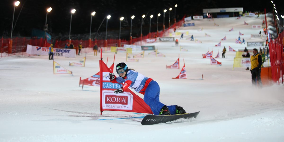 BAD GASTEIN,AUSTRIA,10.JAN.17 - SNOWBOARD - FIS World Cup, parallel slalom, ladies. Image shows Sabine Schoeffmann (AUT). Photo: GEPA pictures/ Mathias Mandl