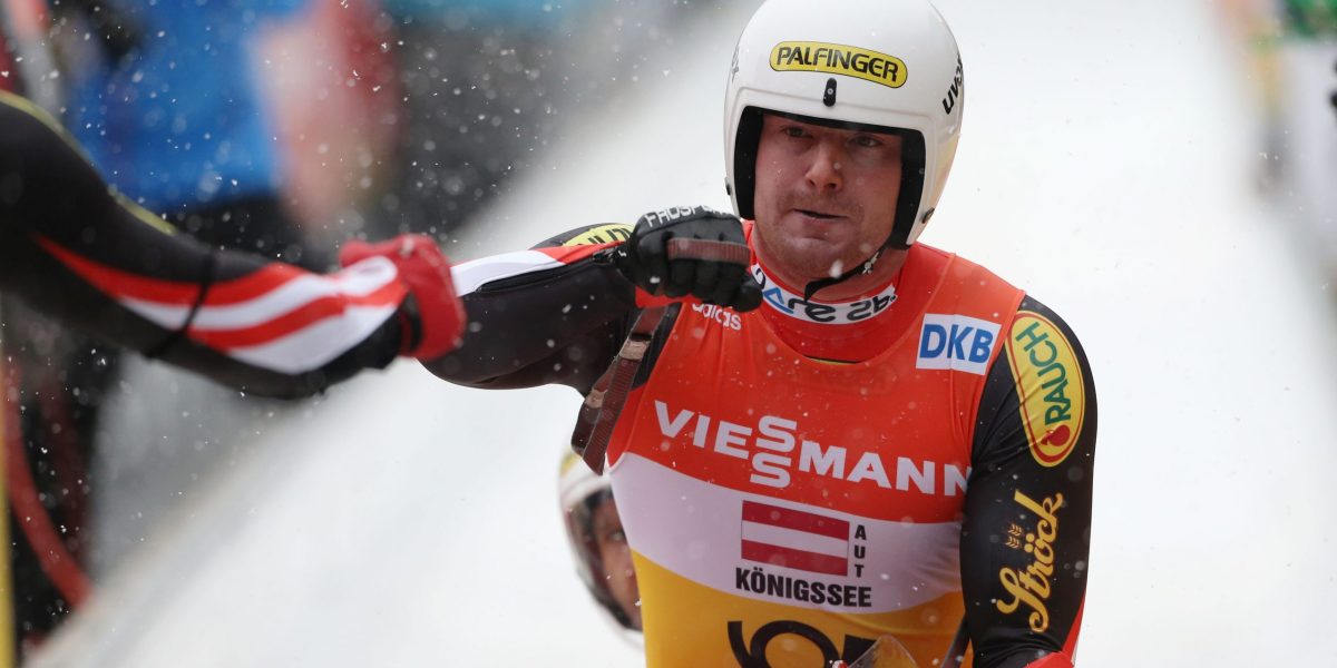 LUGE – FIL Luge World Championships KOENIGSSEE,GERMANY,31.JAN.16 - LUGE - FIL Luge World Championships, artificial track, team relay. Image shows Peter Penz and Georg Fischler (AUT). Photo: GEPA pictures/ Mathias Mandl